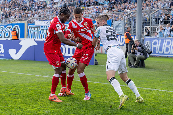 Konnte gegen Energie Cottbus nicht überzeugen: Sigurd Haugen. Konnte gegen Energie Cottbus nicht überzeugen: Sigurd Haugen.
