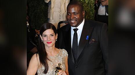 Als Sandra Bullock f&uuml;r ihre Hauptrolle in "Blind Side - Die gro&szlig;e Chance" 2010 den Oscar erhielt, feierte auch Quinton Aaron mit.