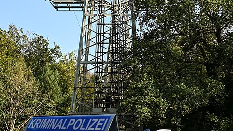 Nach dem Brandanschlag ist ein Bekennerschreiben aufgetaucht.