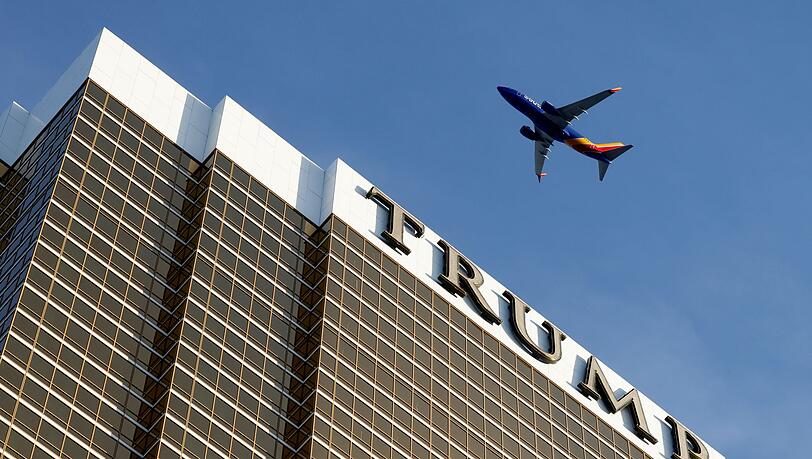 Der "Trump"-Schriftzug prangt an einem Hotel in Las Vegas - an der australischen Gold Coast k&ouml;nnte ein &auml;hnliches Projekt entstehen. (Symbolbild)