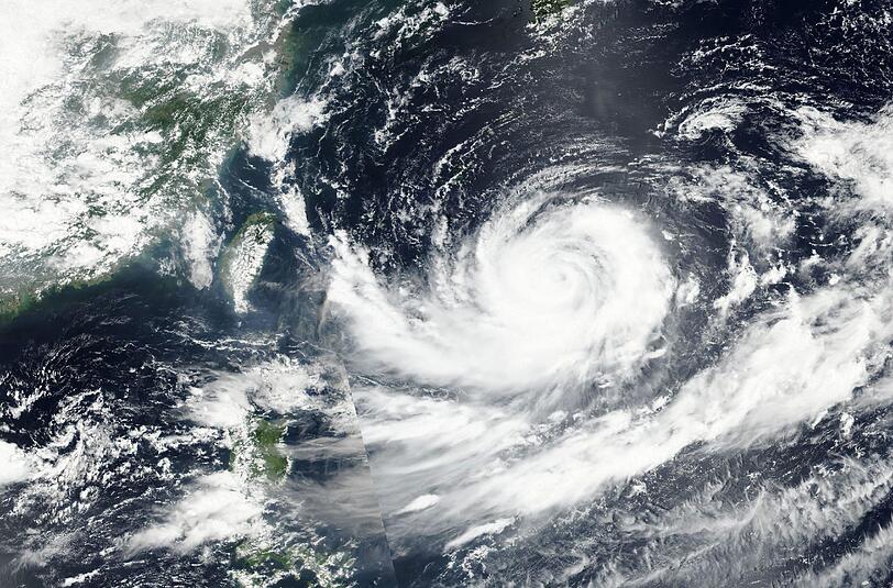 Auch an der Atomruine Fukushima werden starke Regenfälle erwartet. Foto: Nasa/Jeff Schmaltz/Lance/Eosdis Rapid Response