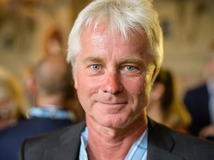 Werner Schmidbauer, Fernsehmoderator, Liedermacher und Musiker. Foto: Matthias Balk/dpa/Archivbild