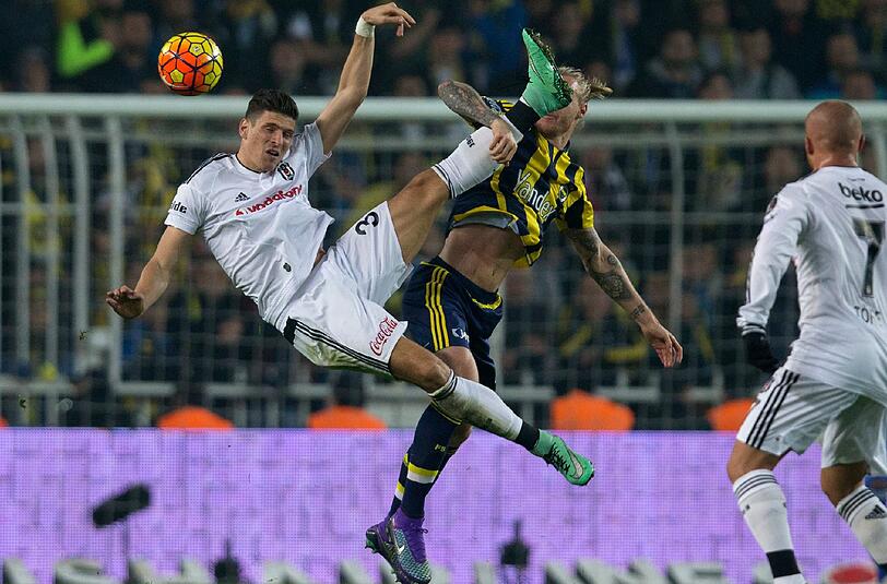Mario Gomez hat mit Besiktas Istanbul das Derby verloren.