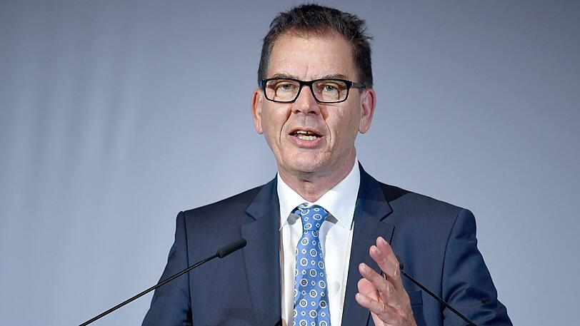 Gerd Müller, Bundesminister für wirtschaftliche Zusammenarbeit und Entwicklung, im AZ-Interview.