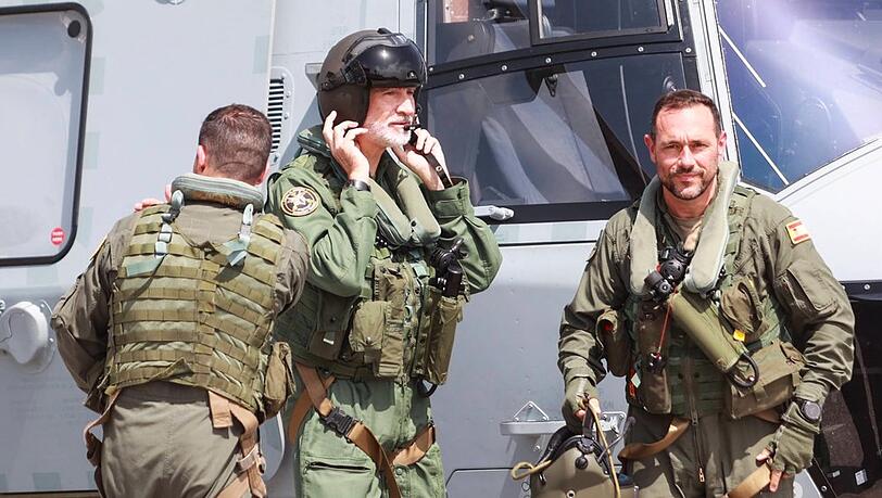 Spaniens K&ouml;nig Felipe im Fliegeroverall in Rota.