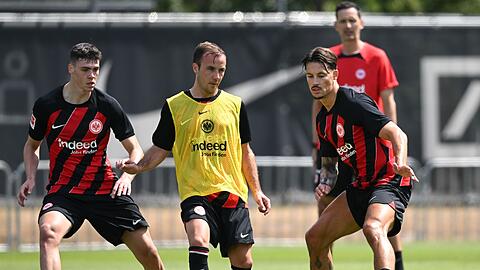 Der 1. FC Nürnberg muss mehrere Monate auf Neuzugang Marcel Wenig (l) verzichten.