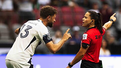 Da helfen auch keine Beschwerden: Thomas Müller und die Vancouver
Whitecaps sind ausgeschieden. Da helfen auch keine Beschwerden: Thomas Müller und die Vancouver
Whitecaps sind ausgeschieden.