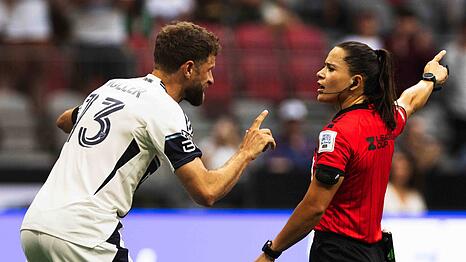 Da helfen auch keine Beschwerden: Thomas M&uuml;ller und die Vancouver
Whitecaps sind ausgeschieden.