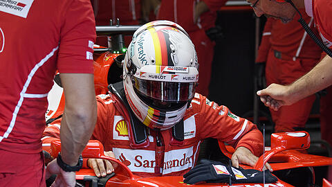 Vor dem Rennen an diesem Sonntag führt Vettel in der WM mit 14 Punkten vor Hamilton.