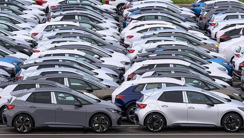 In der Autobranche sinken die Gewinne. (Archivbild) In der Autobranche sinken die Gewinne. (Archivbild)