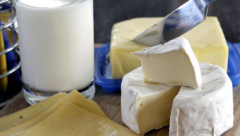 Milchprodukte stehen in Deutschland nach wie vor h&auml;ufig auf dem Fr&uuml;hst&uuml;cktisch. (Archivbild)