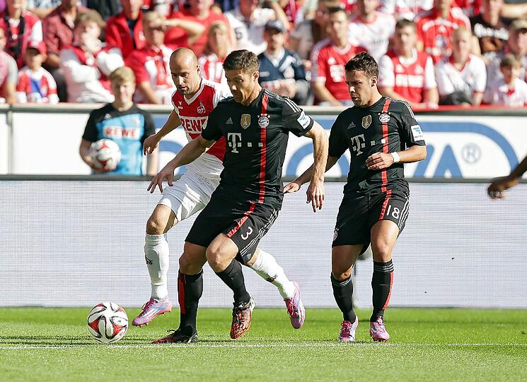 XABI ALONSO - NOTE 3 - Der Mittelfeldsouverän mit ungewohnten Schwächen. Fehlpässe und ein gar nicht wachsames Auge bei Kölns Doppelchance (34.). Fing sich aber wieder. Feiner Weitschuss-Schlenzer, als das 3:0 (70.).