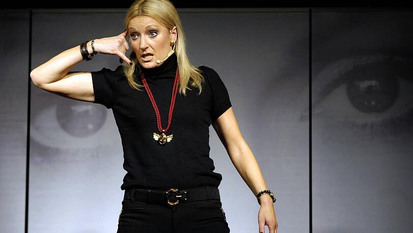 Als Kabarettistin machte Monika Gruber Karriere. Urspr&uuml;nglich wollte sie Schauspielerin werden.