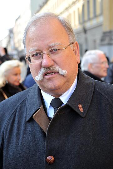Nimmt Abschied: Wiggerl Hagn, Wirt vom Löwenbräuzelt.