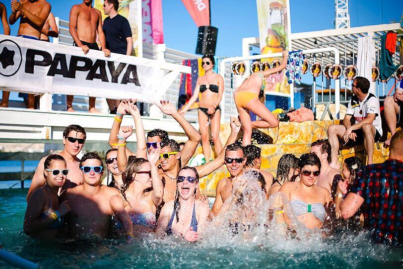 Bei "Reunion 2012", Europas größte Sommer Closing Party in Kroatien, gibt's Anfang September nochmal vier Tage Mega-Pool-Partymarathon. Und so heiß war der Sommer an Kroatiens Küste