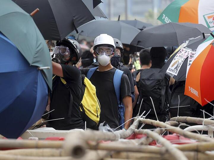 Barrikadenbau in Hongkong: Ein Anlass für die Staatsmacht einzuschreiten.