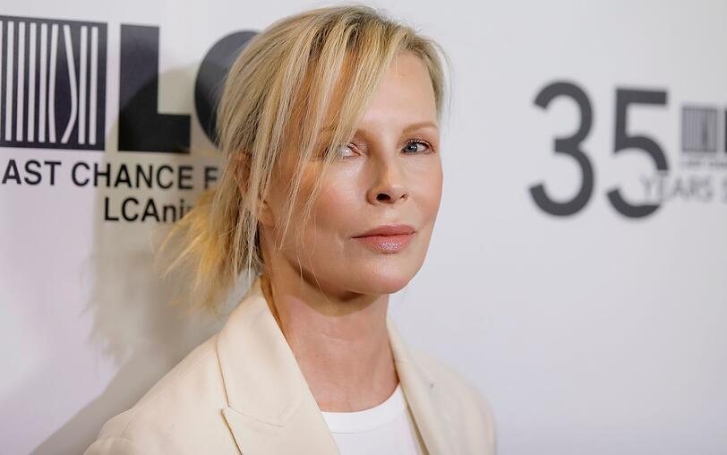 Heute ist Kim Basinger seltener auf der Leinwand zu sehen: Die Schauspielerin engagiert sich lieber f&uuml;r den Tierschutz.
