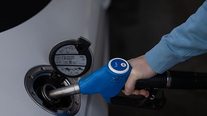 Ab 1. Juni gibt es Steuerentlastungen für Benzin und Diesel.