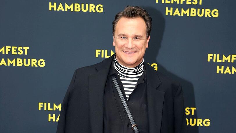 Guido Maria Kretschmer erlitt im Sommer eine lebensbedrohliche Blutvergiftung. Ende September konnte er beim Filmfest Hamburg aber schon wieder strahlen.