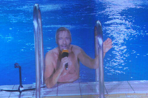 Thomas Gottschalk nach seinem Sprung ins Wasser.
