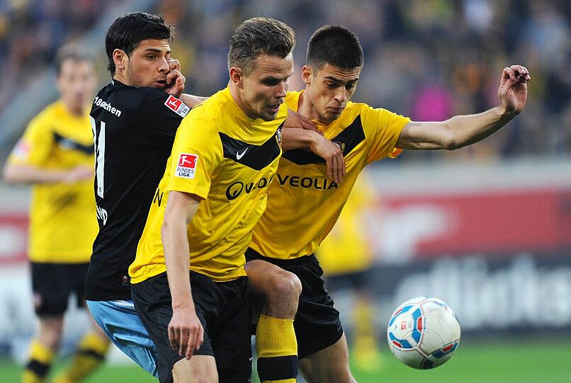 KEVIN VOLLAND, NOTE 4: 
Wie immer viel in Bewegung. Doch wie oft in letzter Zeit glücklos im Abschluss. Allzuviele Möglichkeiten erarbeitete sich der Bald-Hoffenheimer aber auch nicht.