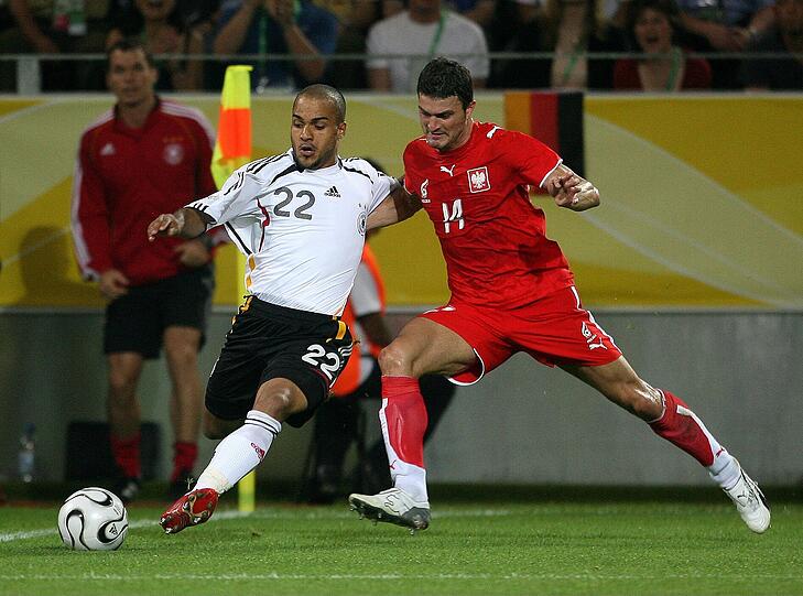 David Odonkor hatte seinen großen Auftritt beim 1:0-Sieg gegen Polen in der Vorrunde, als er mit seinem Flügellauf das entscheidende Tor einleitete. Seine weiter Nationalmannschaftskarriere verlief eher durchwachsen. Nach der EM 2008 wurde er nicht mehr nominiert. Inzwischen arbeitet der 32-Jährige als sportlicher Leiter bei der Hammer SpVgg.