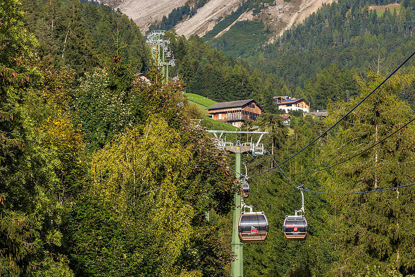 Die Bergbahn bei Sankt Ulrich an der Seceda soll eine Besucherobergrenze erhalten. Die Bergbahn bei Sankt Ulrich an der Seceda soll eine Besucherobergrenze erhalten.