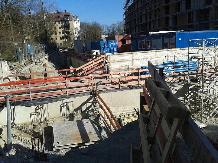 Noch wird auf der Baustelle gegraben...