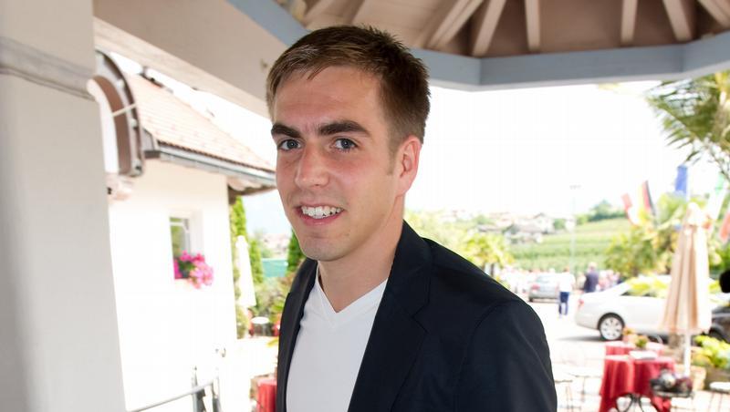 Der münchner Philipp Lahm jetzt Kapitän der Nationalmannschaft. Der münchner Philipp Lahm jetzt Kapitän der Nationalmannschaft.