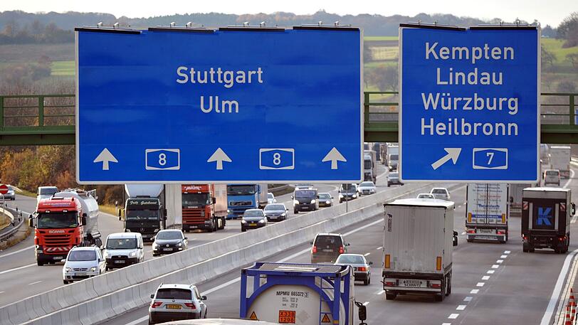 Die A8 bei Elchingen.