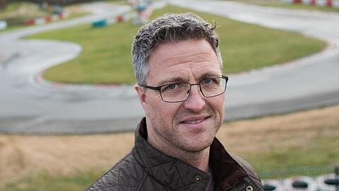 Ralf Schumacher ist 2019 bei Sky als Co-Kommentar bei der Mehrzahl der Rennen am TV-Mikrofon.