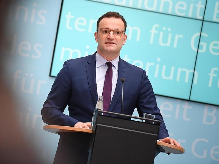 Bundesgesundheitsminister Jens Spahn: "Bei Schutzmasken und Arzneimitteln sollten wir nicht so abhängig vom Weltmarkt sein.".
