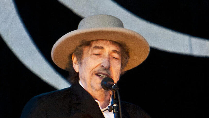 Bob Dylan hat einen Riesendeal mit Universal eingetütet. Bob Dylan hat einen Riesendeal mit Universal eingetütet.