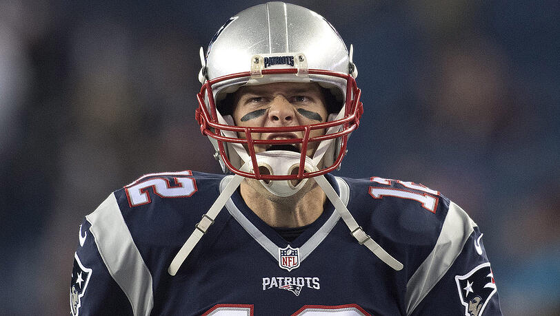 Seit Jahren das Maß aller Dinge im American Football: Tom Brady, the greatest of all time. Seit Jahren das Maß aller Dinge im American Football: Tom Brady, the greatest of all time.