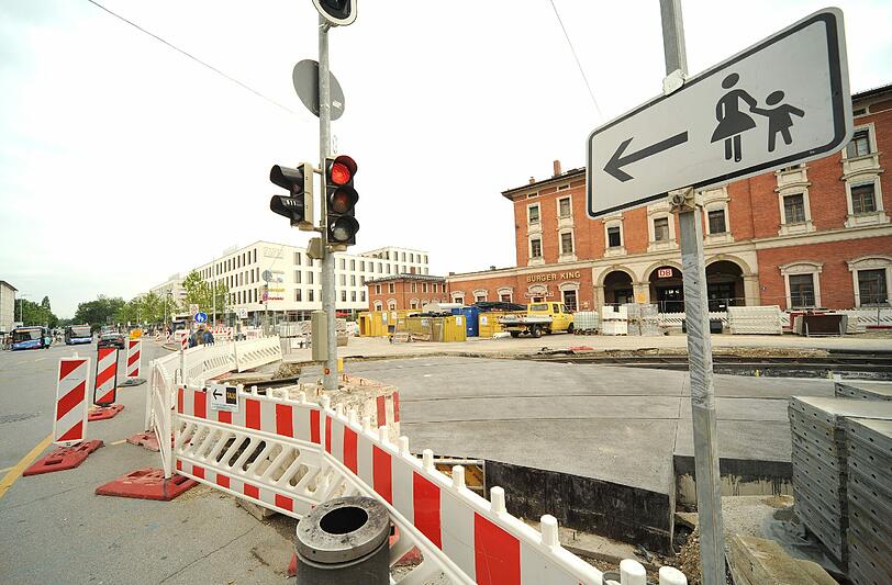 Jahrelang herrschte in Pasing Baustelle. Eine fotografische Langzeit-Dokumentation ist derzeit im Ebenböckhaus zu sehen.