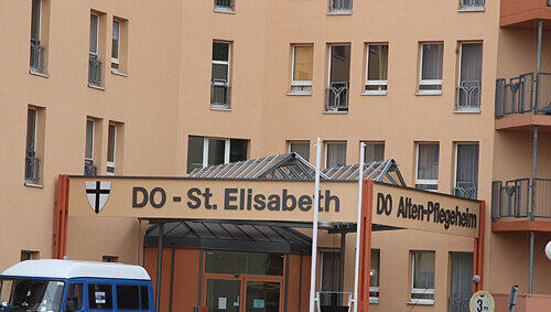 Schauplatz des Dramas: das Alten- und Pflegeheim St. Elisabeth. Schauplatz des Dramas: das Alten- und Pflegeheim St. Elisabeth.