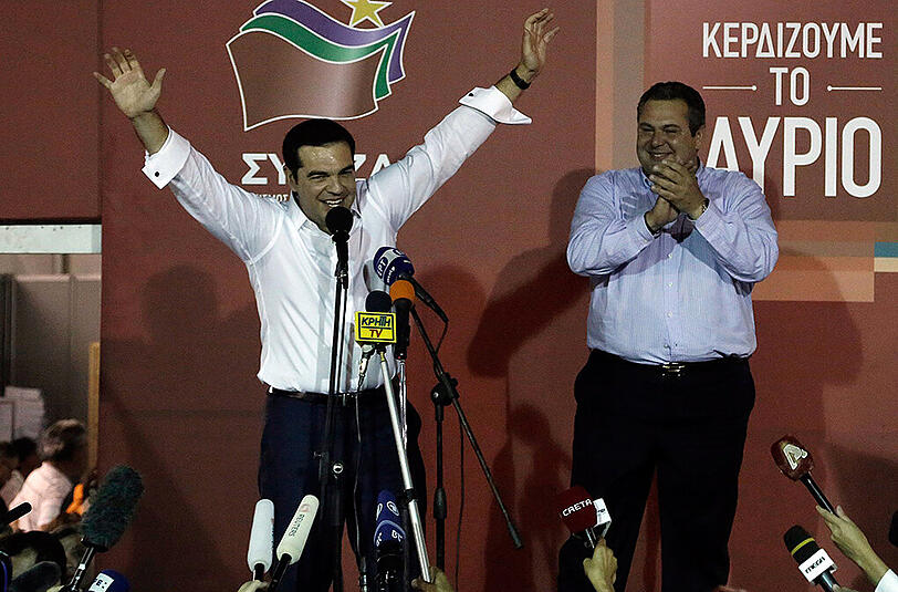 Alexis Tsipras bejubelt den überraschend deutlichen Wahlsieg seiner Partei Syriza.