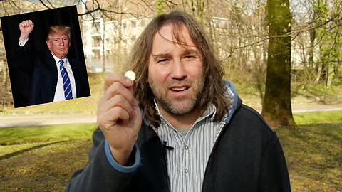 Kabarettist Roland Hefter ruft per Video zum Spenden gegen Donald Trump auf.
