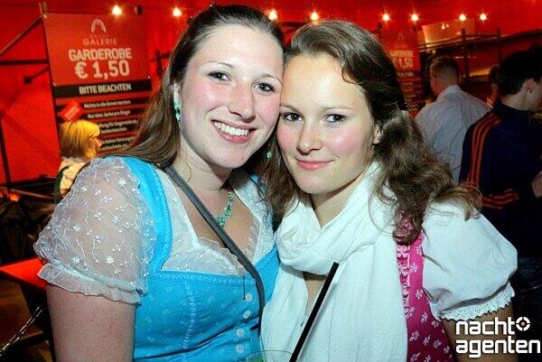 "Wies'n Pornös" in der Nachtgalerie! Mehr Bilder unter: www.nachtagenten.de