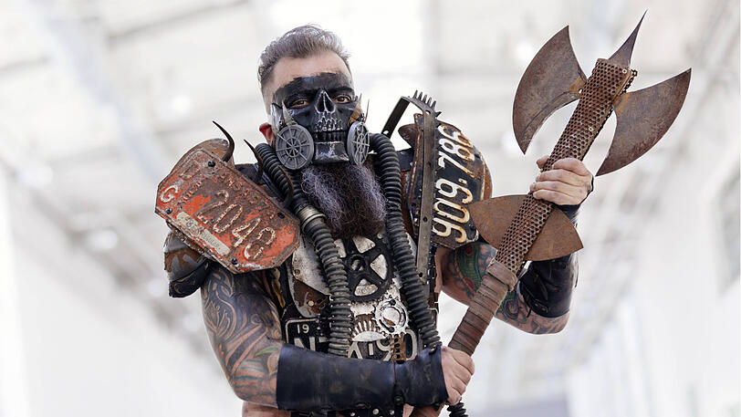 Cosplayer verkleiden sich nach Vorbildern aus Videospielen oder Animes. Hier ein Borderlands-Cosplayer. Mitunter sieht das für Nicht-Eingehweite ungewohnt aus. (Symbolbild)