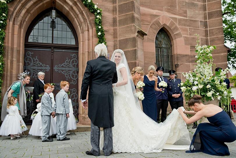 Sehe Sie hier weitere Bilder der Hochzeit von Anton Andreas Graf von Faber-Castell und seiner Kate.