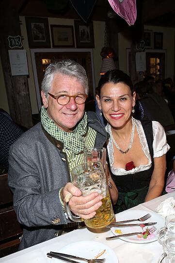 Sportkommentator Marcel Reif kam mit seiner Frau Marion Kiechle.