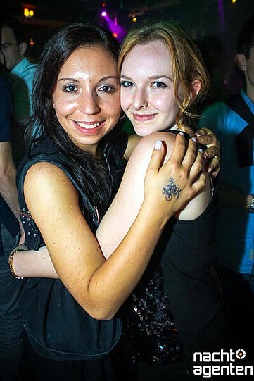 Die besten Partybilder vom Samstag. Hier aus dem Gecko Club.