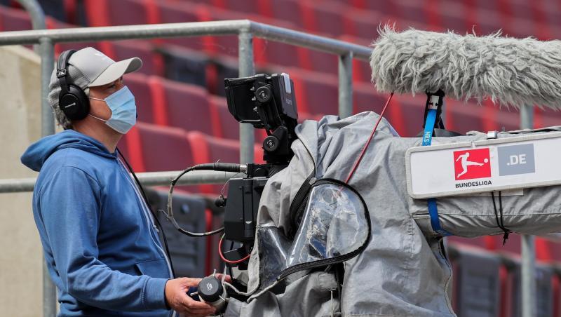 Auch Sat.1 soll ab 2021 Bundesliga-Spiele live übertragen. Auch Sat.1 soll ab 2021 Bundesliga-Spiele live übertragen.