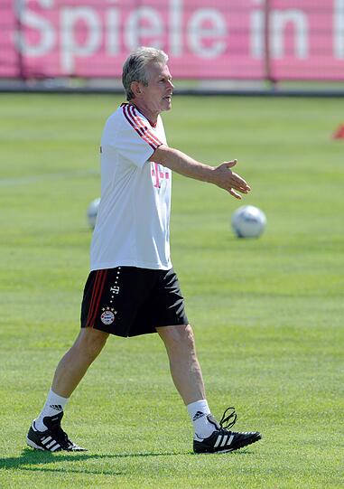 Bayern-Trainingsuaftakt bei strahlendem Sonnenschein an der Säbener Straße: Die Bilder