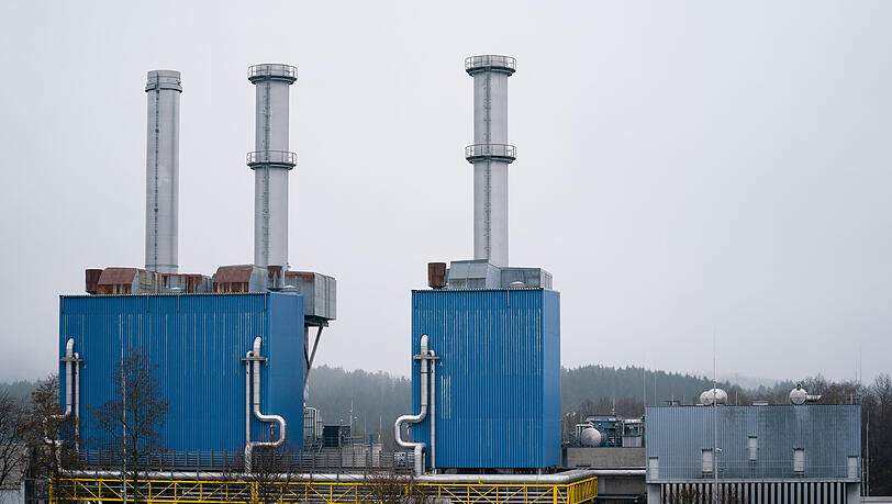 Erdgas-Verdichterstation in Waidhaus: Nach der Verringerung der russischen Gas-Transitmengen durch die Ukraine in Richtung Europa sehen die Behörden in Deutschland derzeit keine größeren Auswirkungen für die Versorgung. (Archivbild) Erdgas-Verdichterstation in Waidhaus: Nach der Verringerung der russischen Gas-Transitmengen durch die Ukraine in Richtung Europa sehen die Behörden in Deutschland derzeit keine größeren Auswirkungen für die Versorgung. (Archivbild)