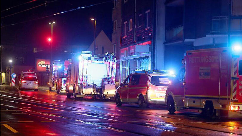 Die Stadt rief alle Bewohner innerhalb des Gefahrenbereichs im Stadtteil Rath auf, ihre Häuser zu verlassen.