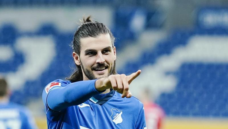 Hoffenheims Torschütze Florian Grillitsch jubelt über sein Tor zum 2:1.