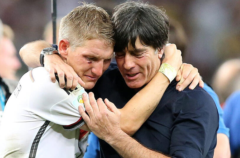 Zwei, die sich verstehen: Bastian Schweinsteiger und Joachim Löw nach dem WM-Sieg 2014 in Brasilien.