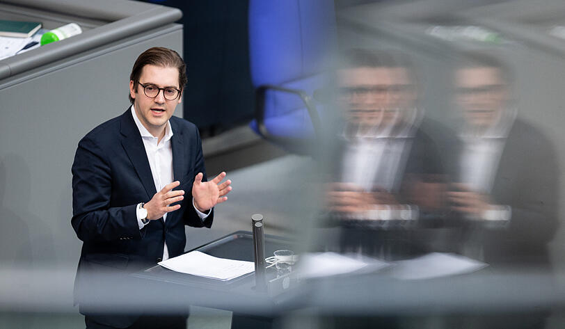 Stephan Pilsinger spricht in einer Plenarsitzung des Deutschen Bundestages. (Archivbild)